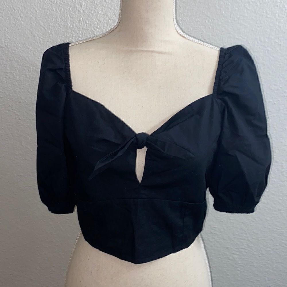 Vero moda tie front puff sleeve crop top NWOT
